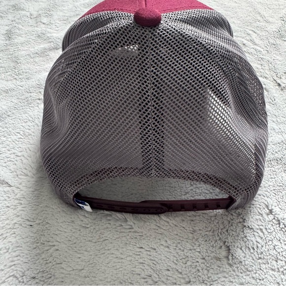 Hurley Burgundy and Gray SnapBack Adjustable Cap OSFA - Picture 3 of 6